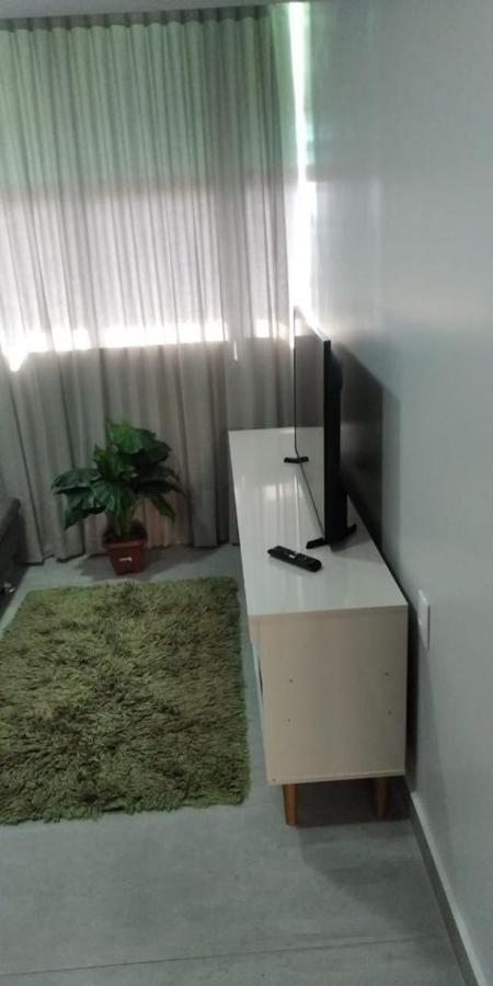 Apartamento Confortável *